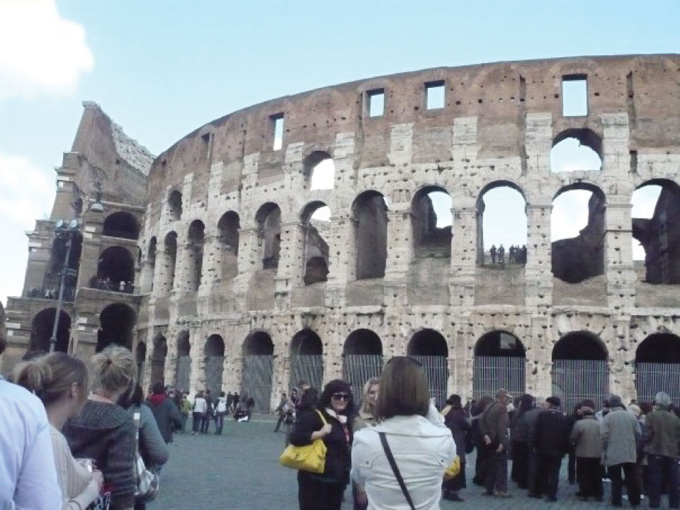 Time-to-Get-Away---Sites-in-Rome-Italy---FINDS-Blog